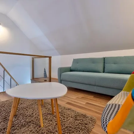 Apartment Zova Raj